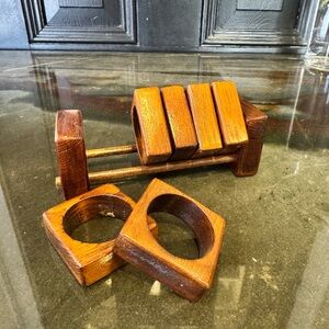 Neutral Wooden Napkin Ring Set